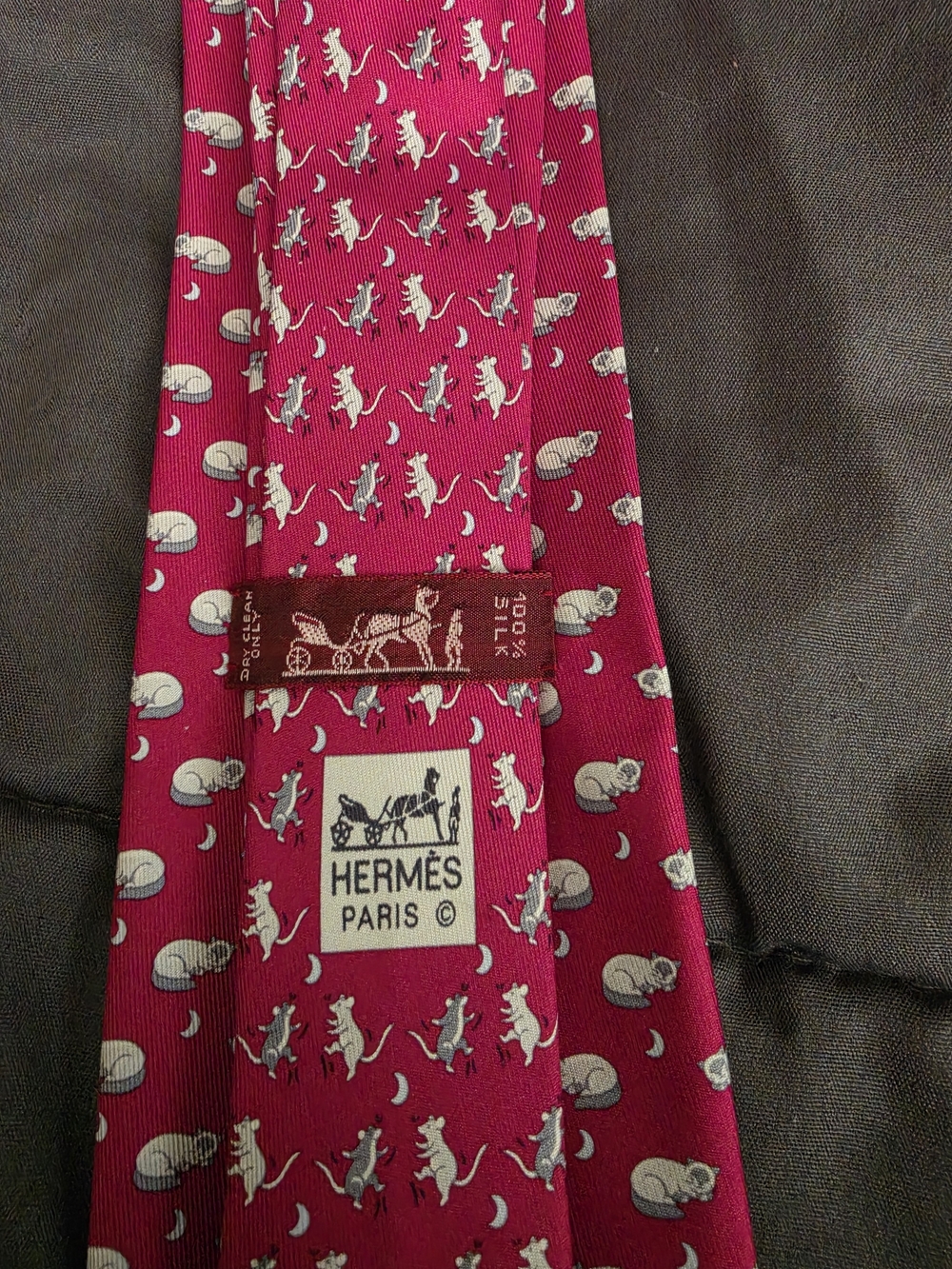 Hermès Red Cat Print Silk Tie